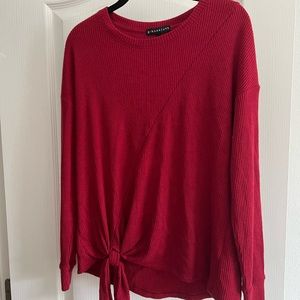 Gibson Look Tie Side Sweater in Red SZ S
